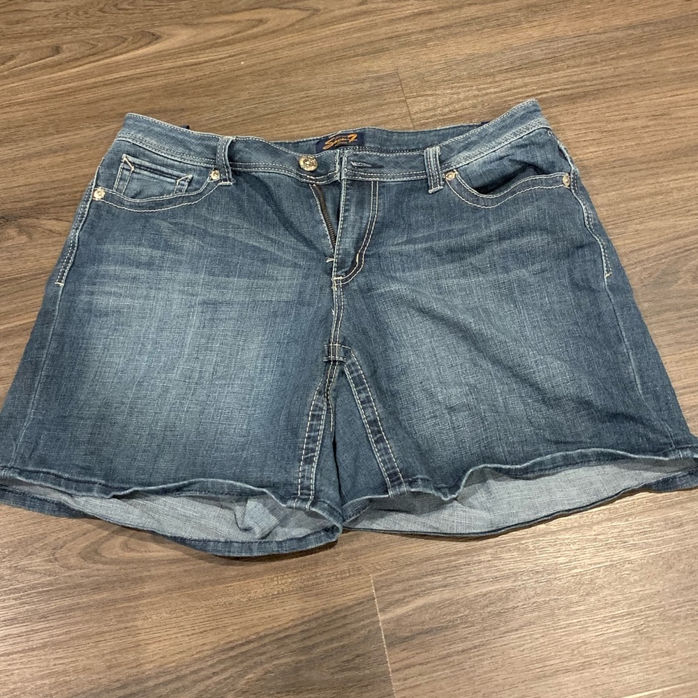 Women’s Seven7 Jean Shorts